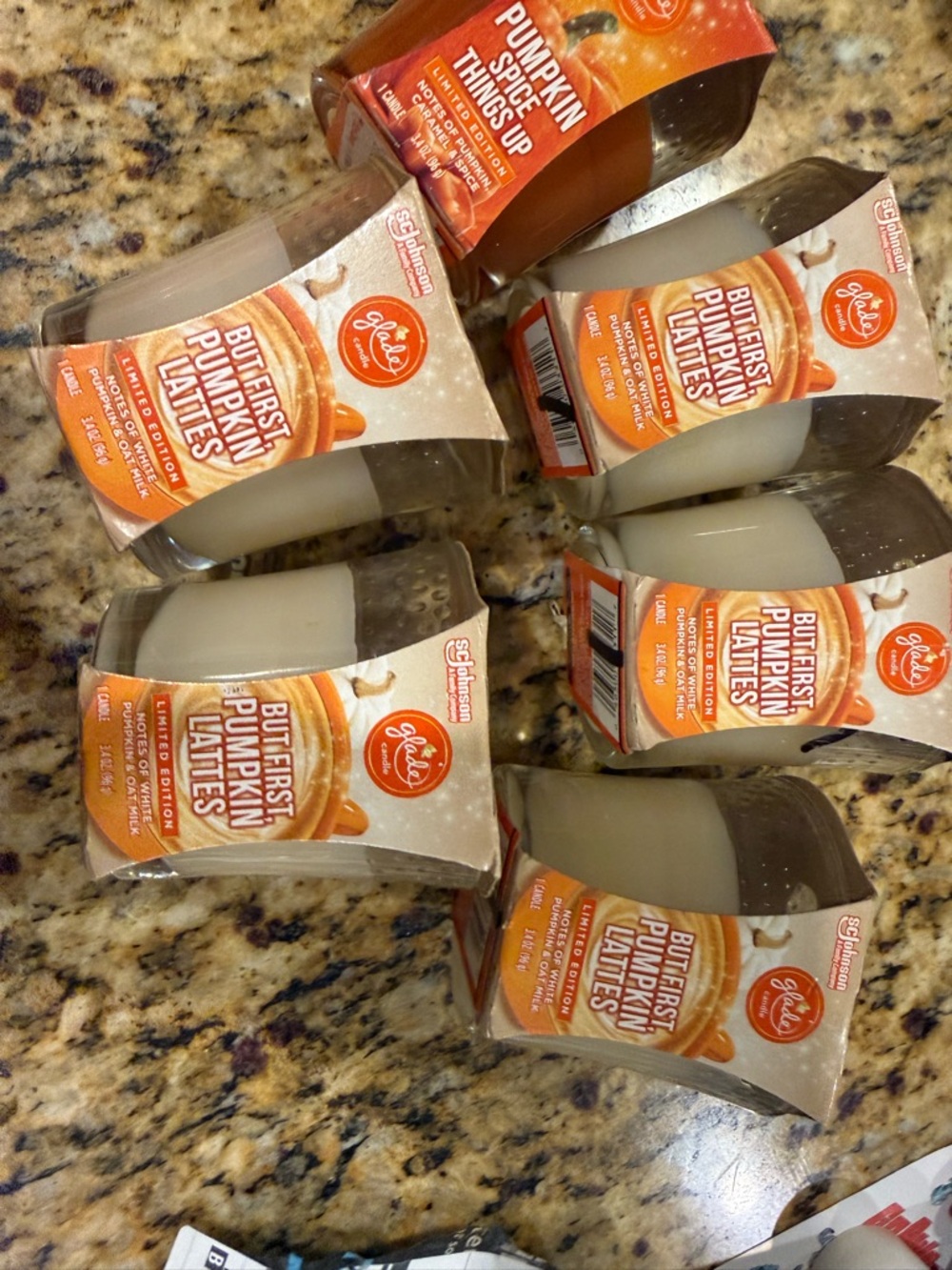 Glade but first pumpkin lattes  candles limited edition  spice it up set of 6